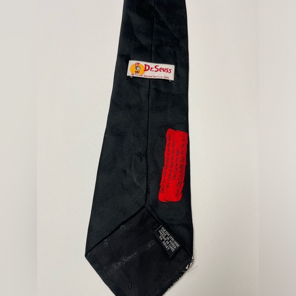 Vintage Dr. Seuss silk Cat in the hat tie - Picture 3 of 8